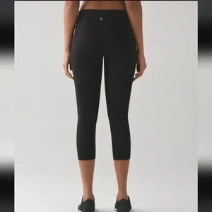 Lululemon Wunder Under Crop (Hi-Rise) *Full-On Luxtreme 21" Black (First Release